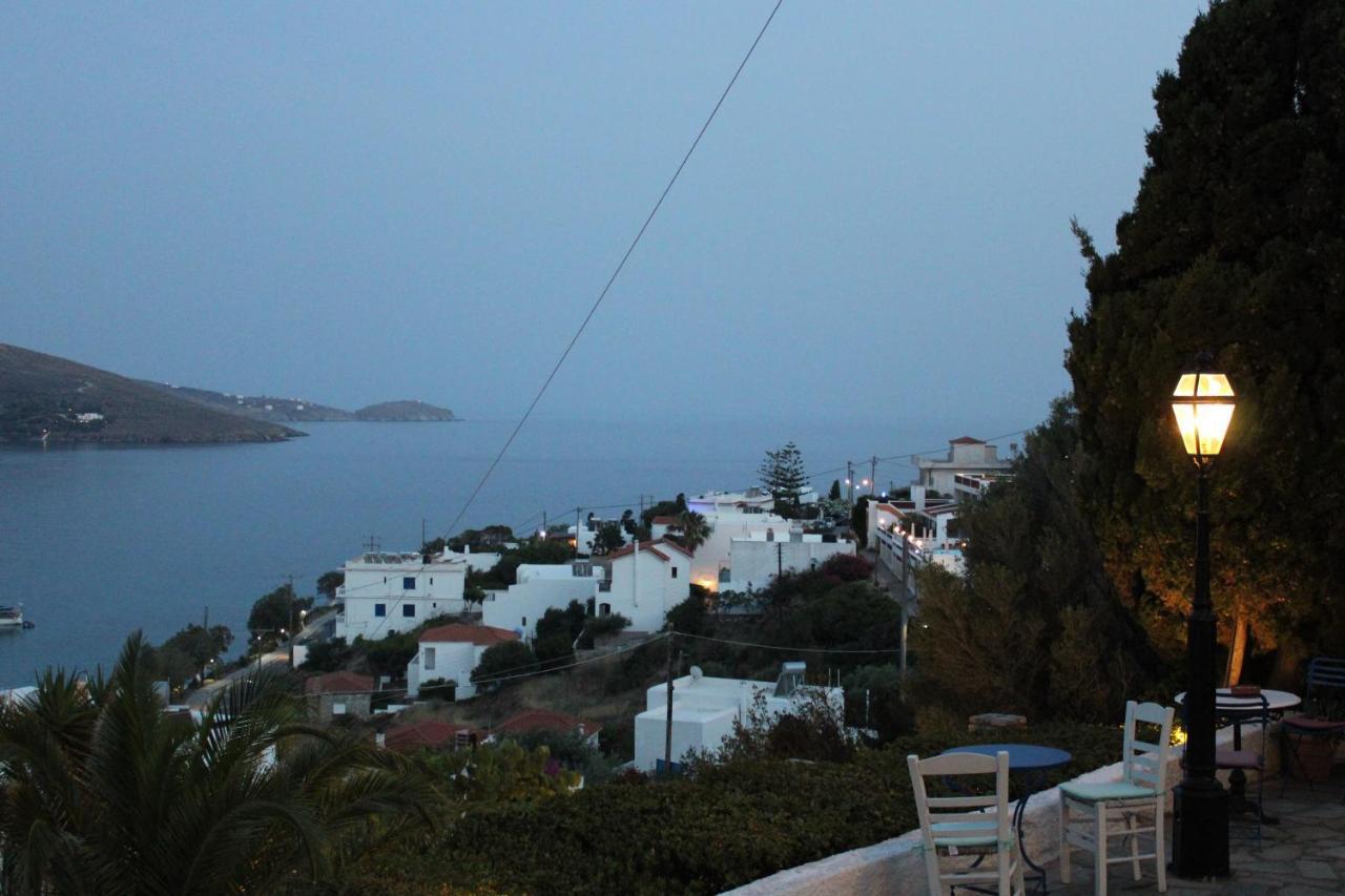 Hotel Blue Dolphin Batsi Exterior foto
