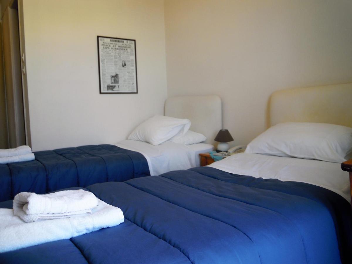 Hotel Blue Dolphin Batsi Exterior foto