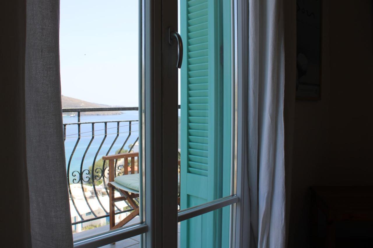 Hotel Blue Dolphin Batsi Exterior foto