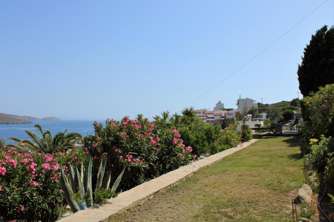 Hotel Blue Dolphin Batsi Exterior foto