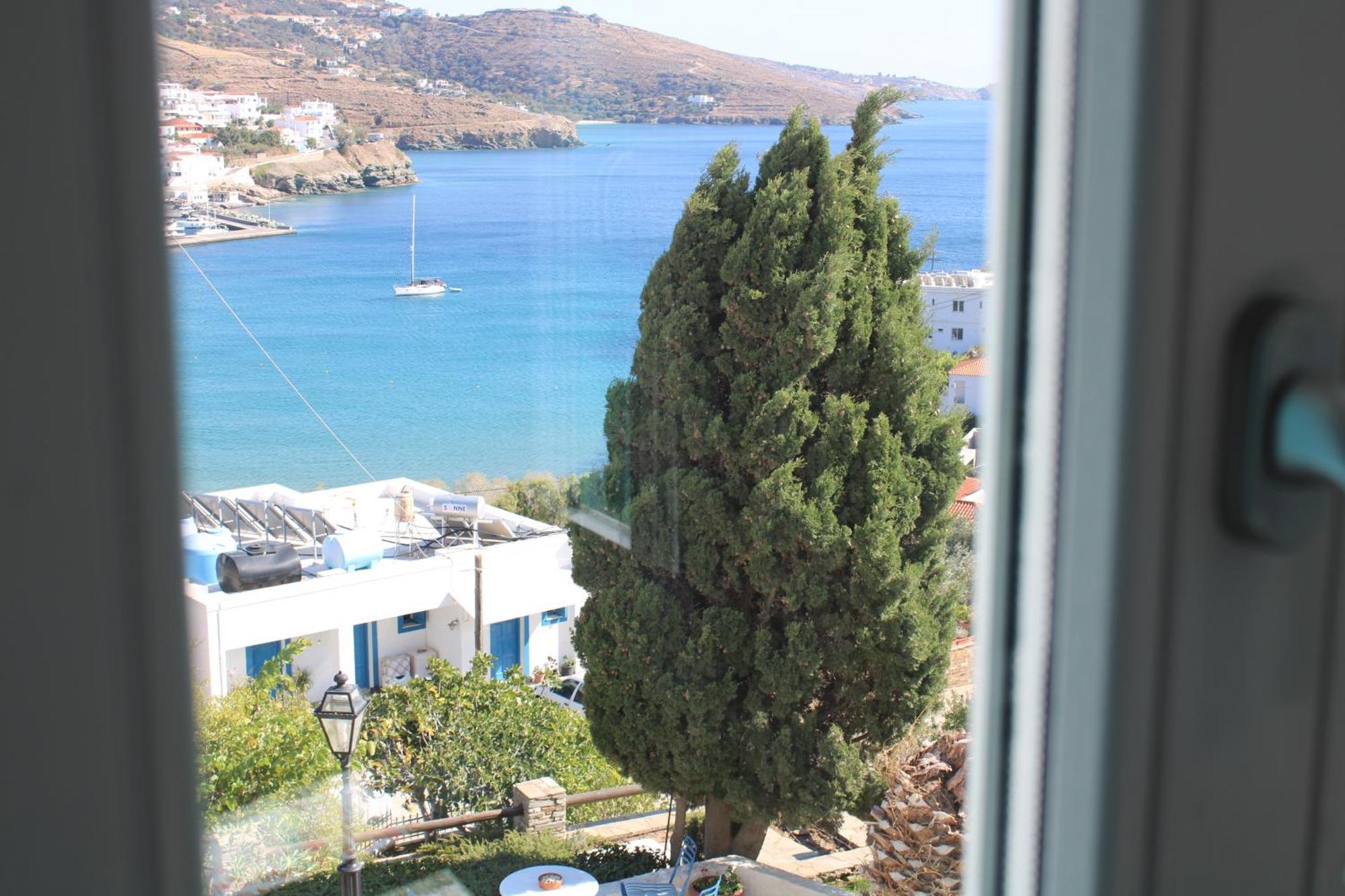 Hotel Blue Dolphin Batsi Exterior foto