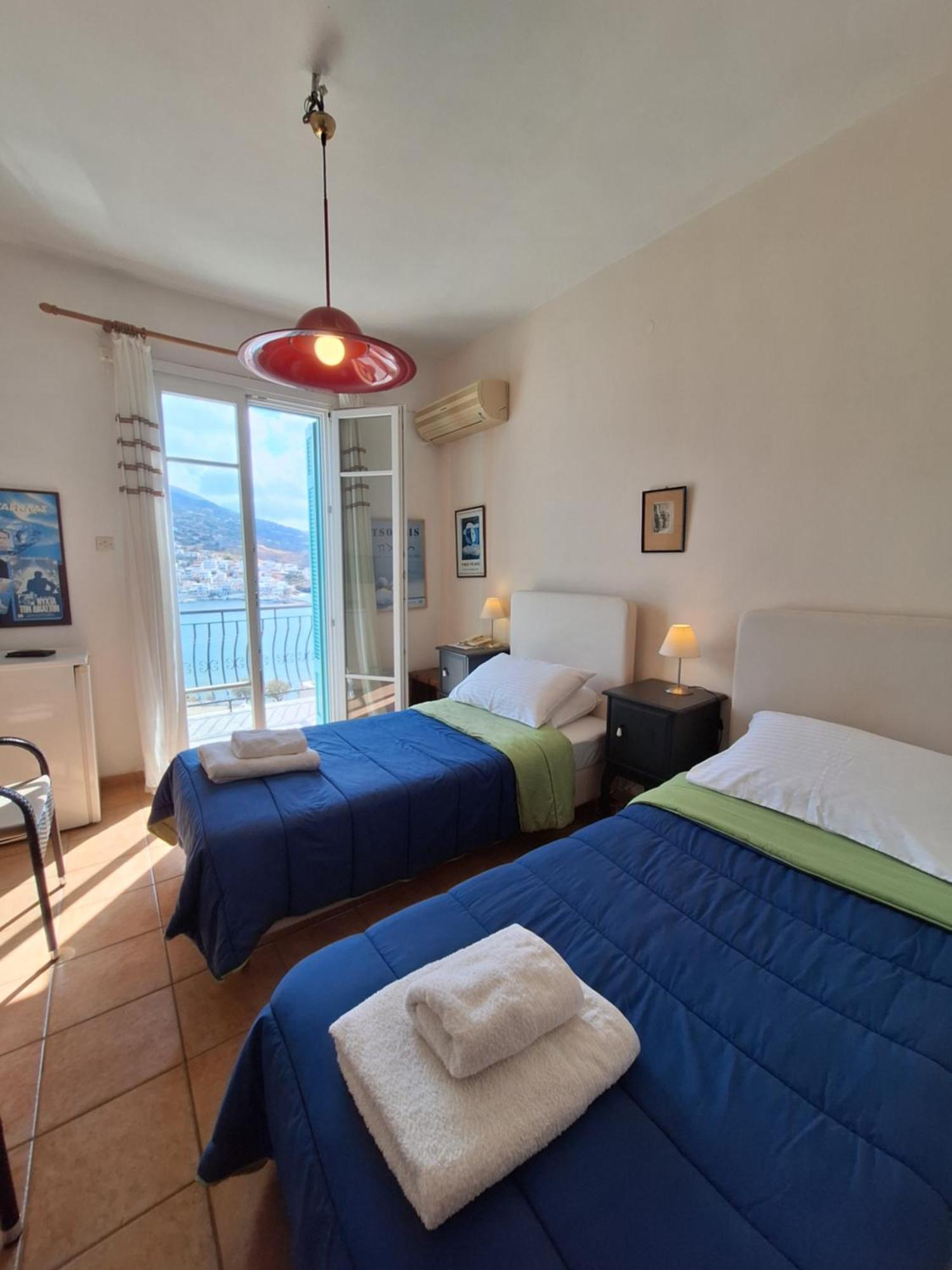Hotel Blue Dolphin Batsi Exterior foto
